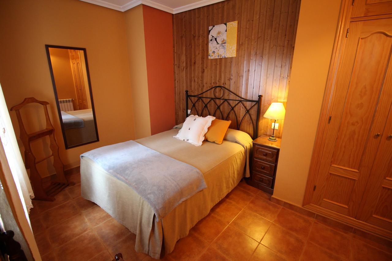 Apartament Sierra De Monfrague Torrejón el Rubio Zewnętrze zdjęcie